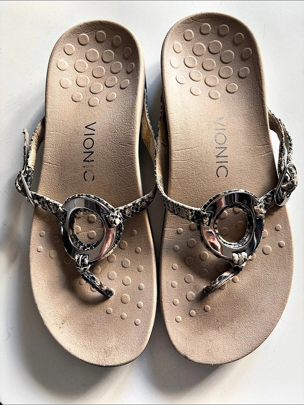 Vionic Karina Sandal Animal Print Upper with Ring- Size US 8